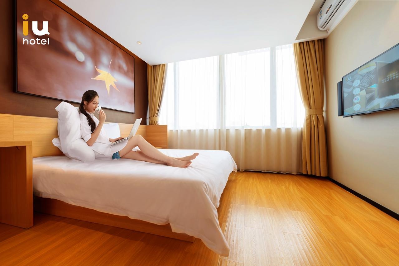 Iu Hotel Urumqi Shinianzi Bus Station Zewnętrze zdjęcie